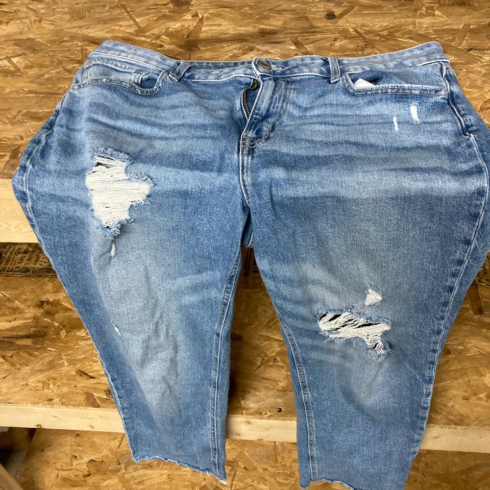 Maurice’s vintage cropped jean size 16